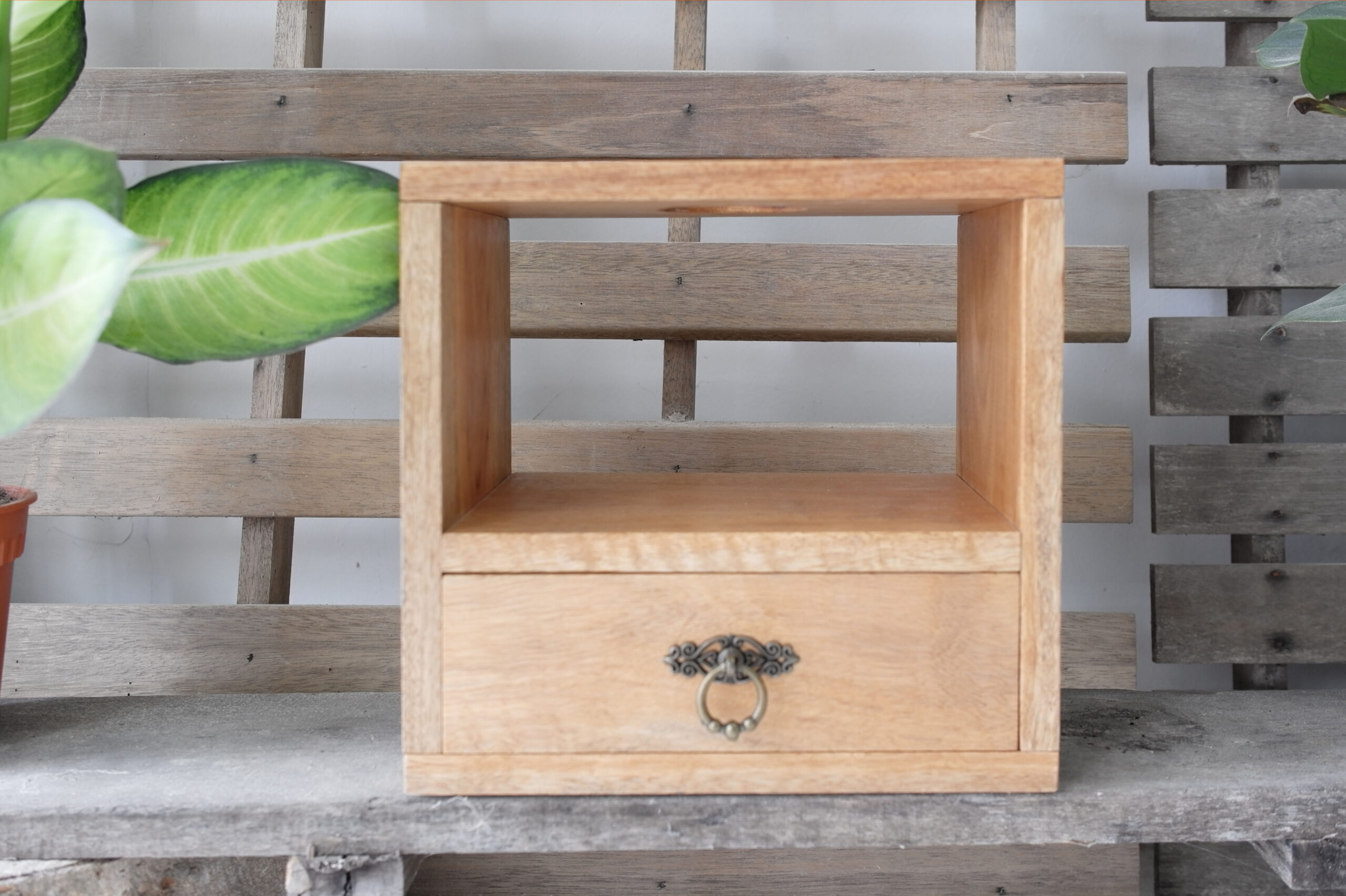 Rustic Coffee Rack β DIY woodworking class, The Wood Place