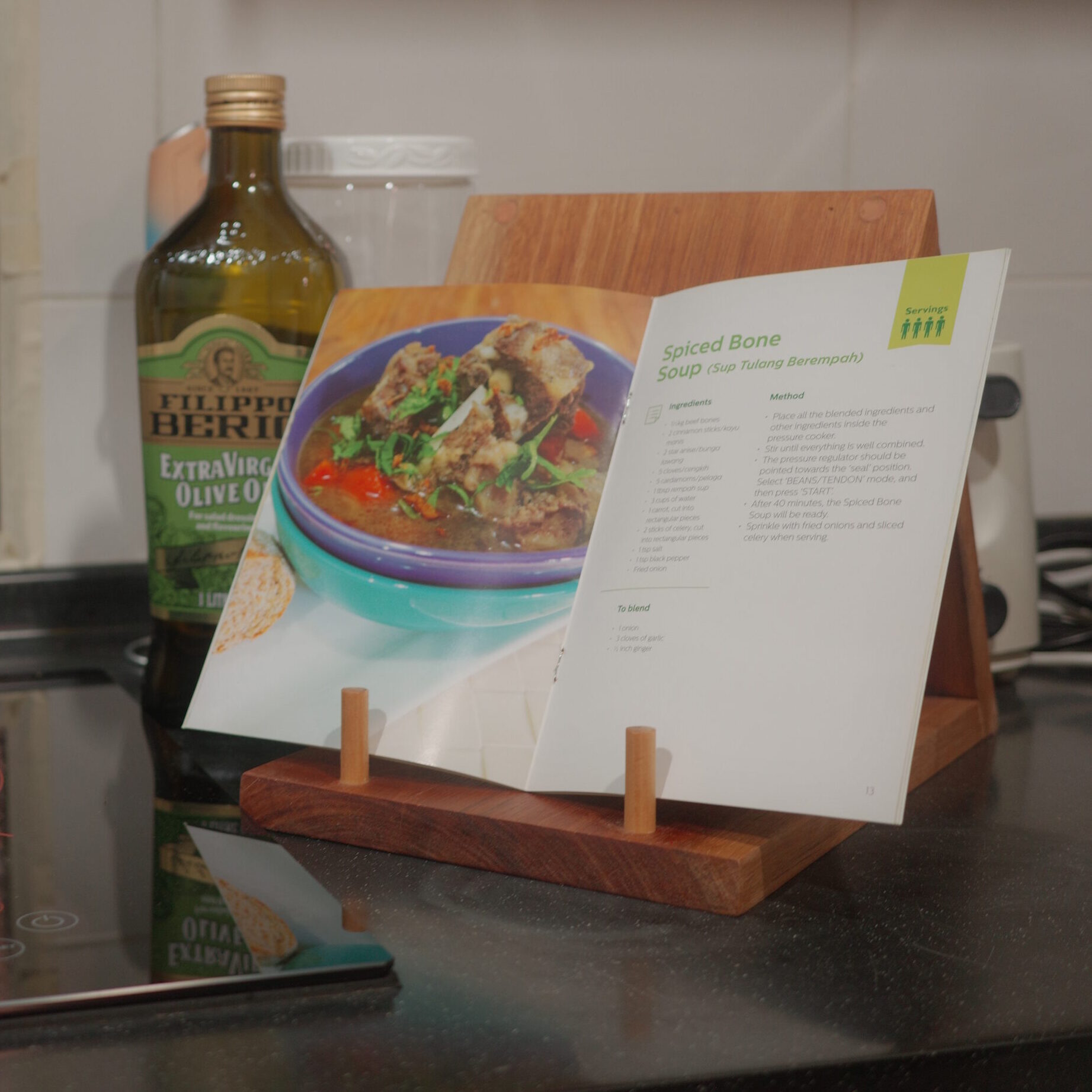 Triangle Book Holder β DIY woodworking class, The Wood Place